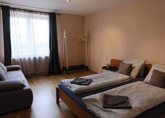 Kajari Apartmanhaz * Balatonfőkajár